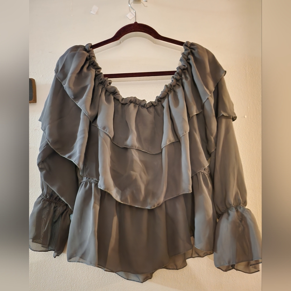 Fashion Nova Gray Cambria Blouse
